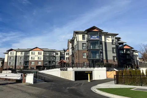 413 8497 YOUNG ROAD, Chilliwack Proper South