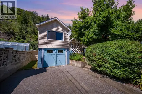 16 Hanna Drive