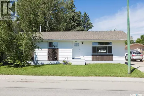 1614 McKercher DRIVE