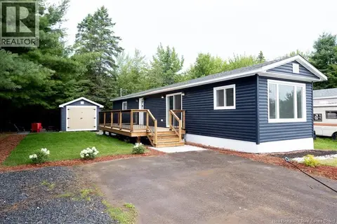 33 Northrup Crescent