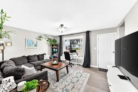 9911 163 ST NW