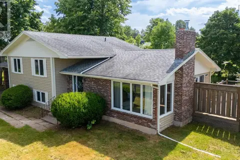 20 Grandview Drive