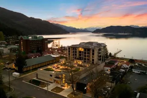 602 120 ESPLANADE AVENUE, Harrison Hot Springs