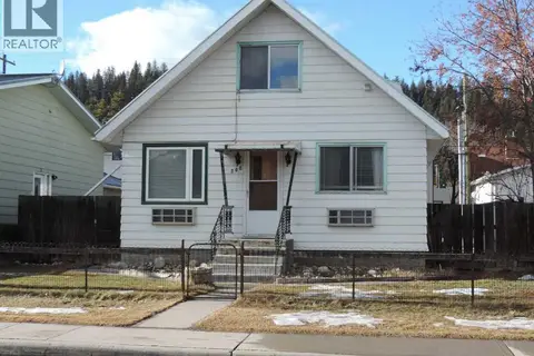 208 Patricia Street