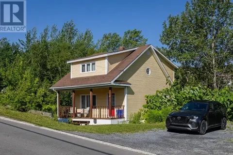 82 Valley Road