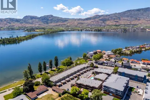 5401 Lakeshore Drive Unit# 109