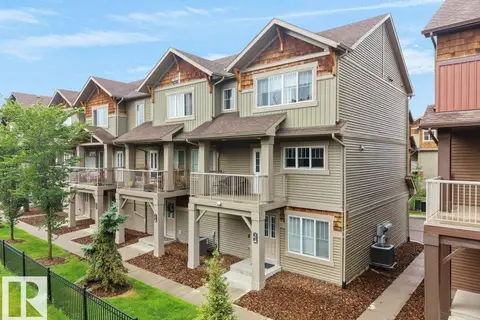 #32 1005 GRAYDON HILL BV SW