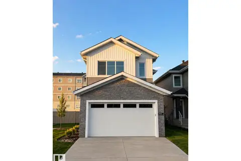 3150 MAGPIE WY NW
