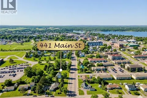 441 Main Street