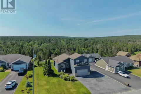 27 Blueberry Crescent