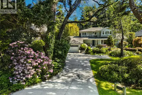 2944 Tudor Ave