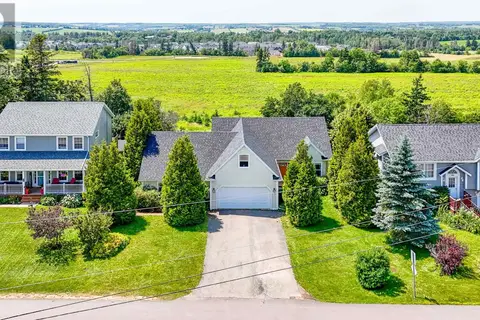 65 Alderwood Avenue