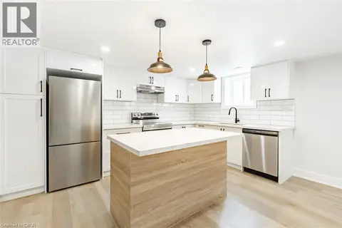 172 FENNELL Avenue E Unit# Lower