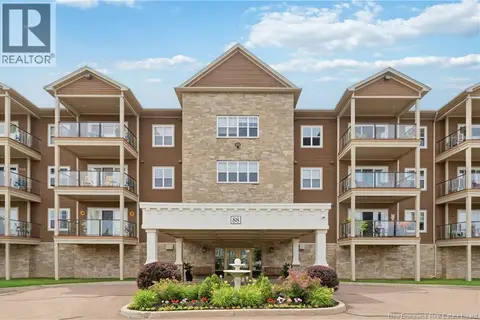 88 Woods Terrace Unit# 402