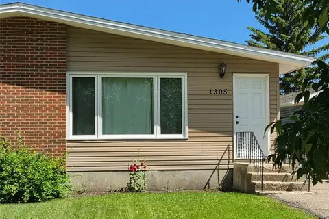1305 Park AVENUE
