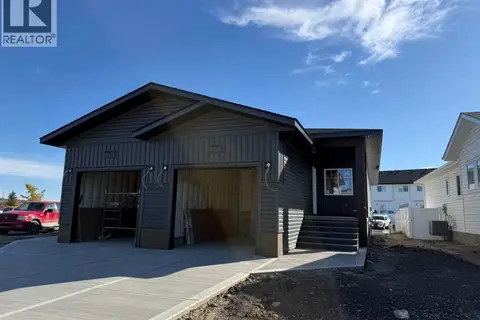 15 Ellington Crescent