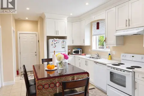 144 Victoria Rd