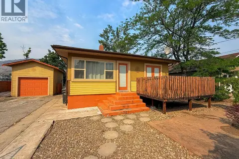 8004 89TH Street
