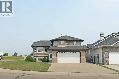 372 Lake Stafford Drive E