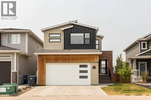 889 Atlantic Cove W