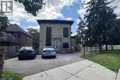 10 SHANLEY Street Unit# A (Lower)