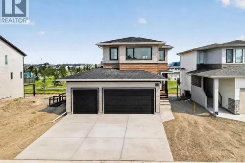 75 Miners Road W