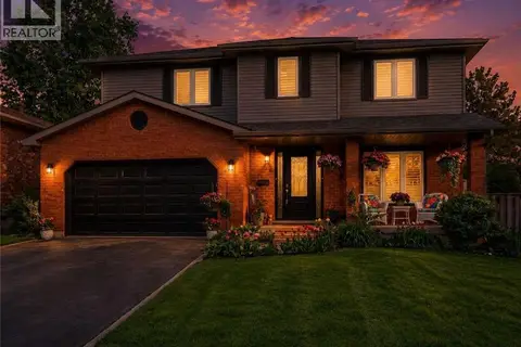 52 BECKETT Drive