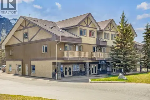 104, 512 Bow Valley Trail