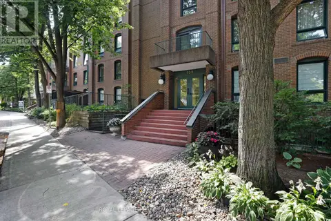 4 - 130 RIDEAU TERRACE