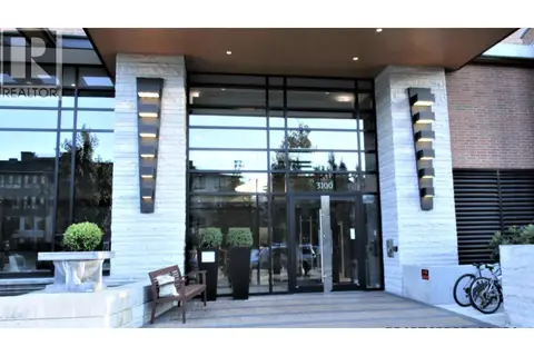 2304 3100 WINDSOR GATE