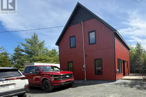 286 390 Loon Point