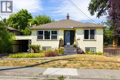 461 Howard Ave