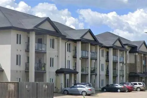 304A, 80 Kelloway Crescent