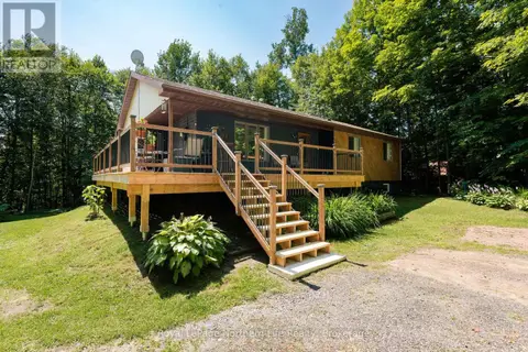106 LAKEVIEW COURT