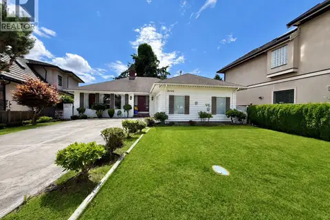 8060 RIDEAU PLACE