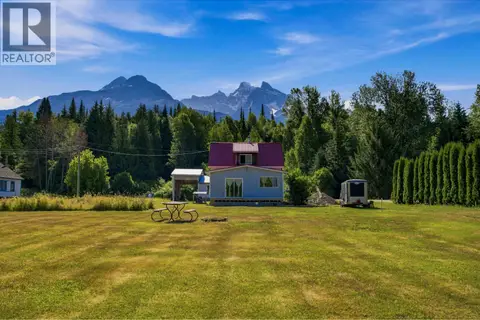 144 CEDARVALE FERRY ROAD