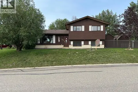 5128 44 Place NE