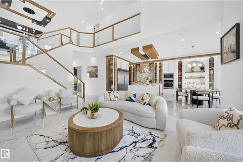 112 Ross Close
