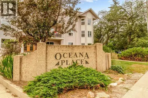 306, 5435 Lakeshore Drive