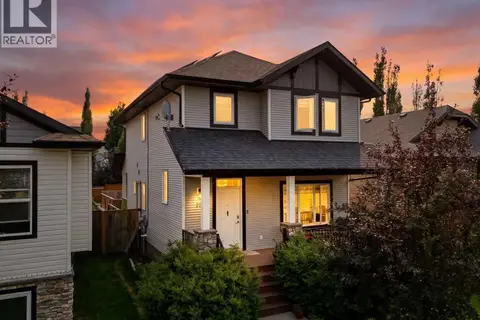21 Regatta Way