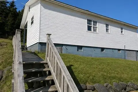 13-19 Bradshaw Place