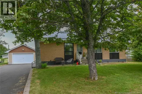 163 des Peupliers Street