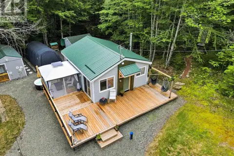 15 Cliff View Drive
