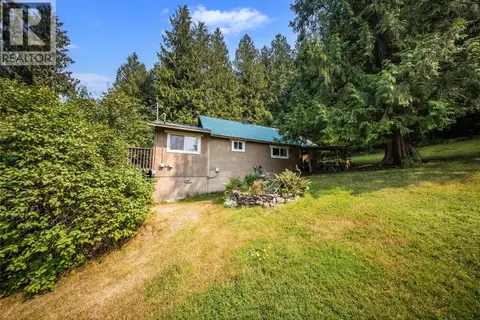 1562 Arrow Lakes Drive