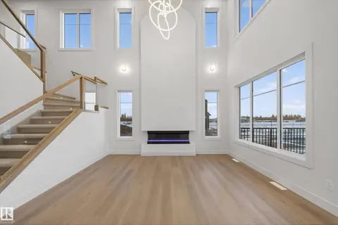 4276 CHARLES CL SW