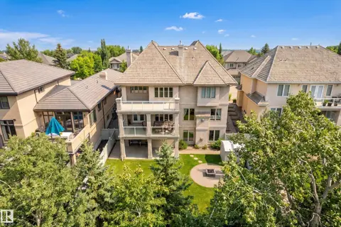 322 CALDWELL CL NW