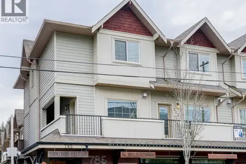 201 785 Station Ave