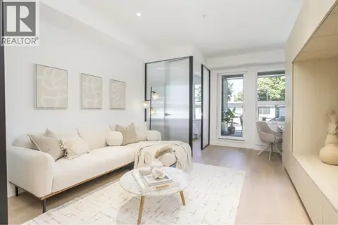 319 2471 ST. GEORGE STREET
