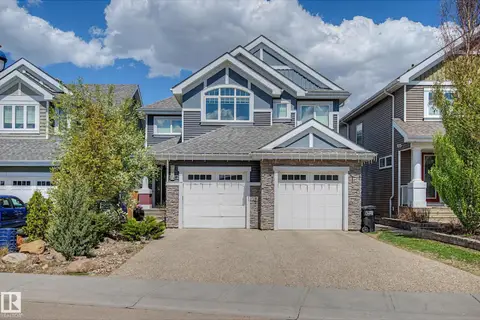 9036 24 AV SW