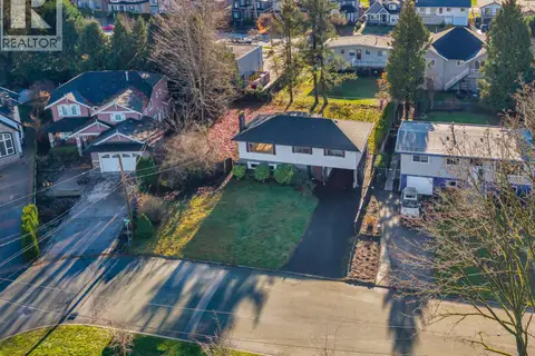 1640 SPRAY AVENUE